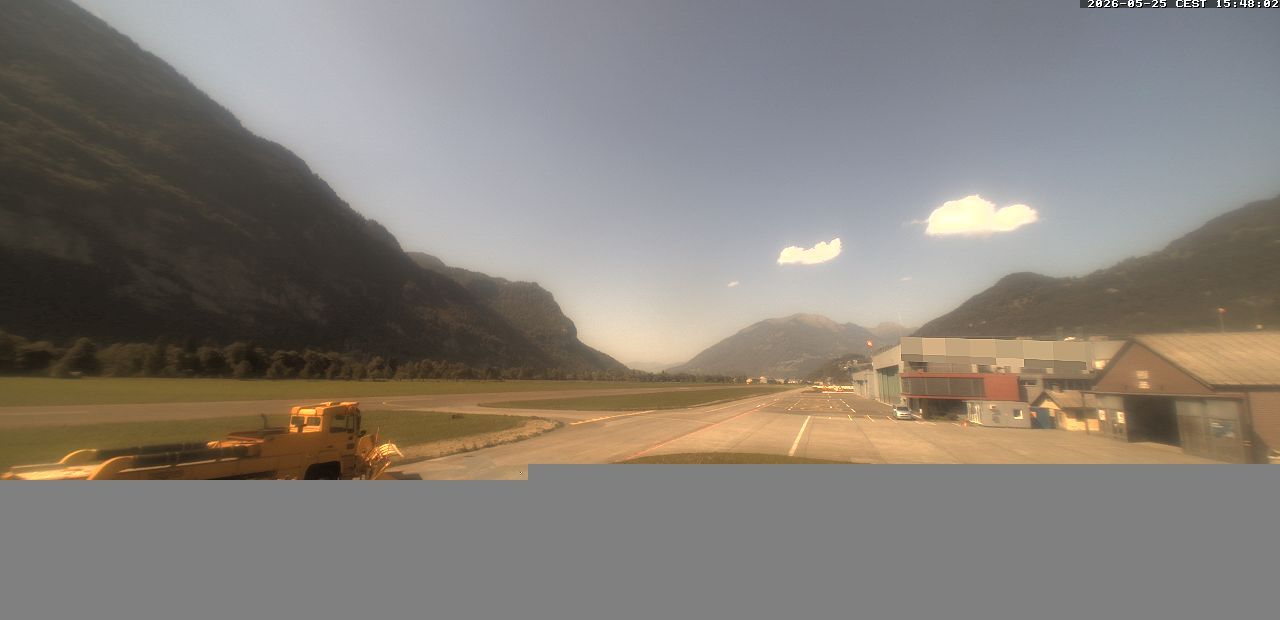 Glarus Nord › Norden: Mollis Airport