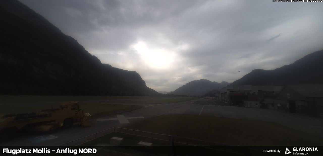 Glarus Nord › Norden: Mollis Airport