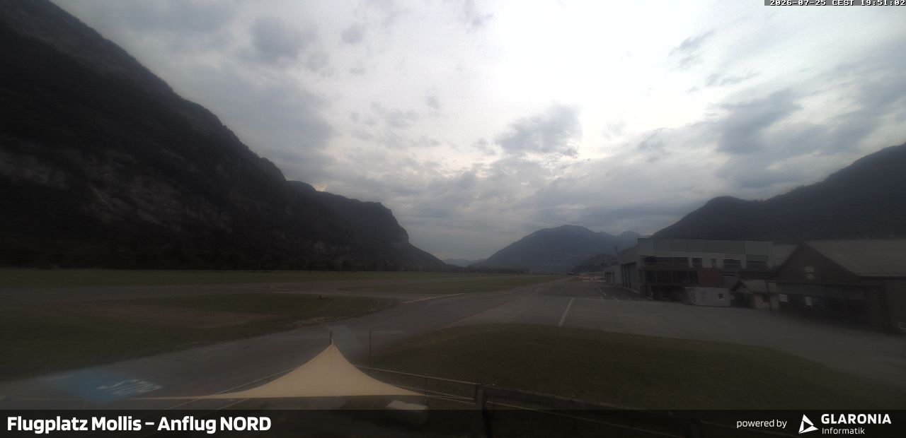 Glarus Nord › Norden: Mollis Airport
