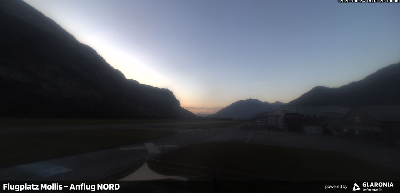 Glarus Nord › Norden: Mollis Airport