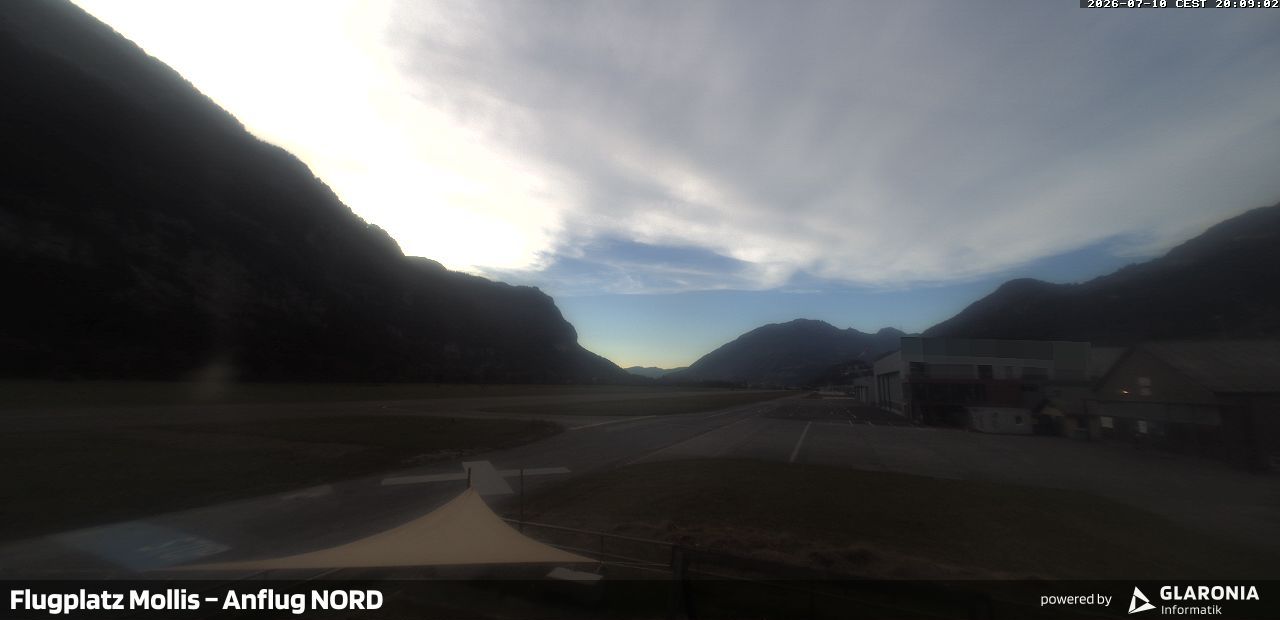 Glarus Nord › Norden: Mollis Airport