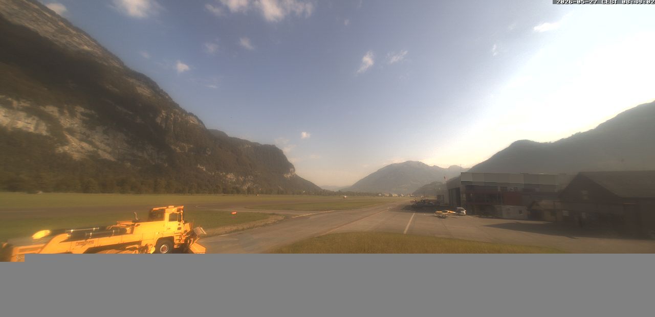 Glarus Nord › Norden: Mollis Airport