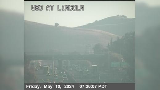 Traffic Cam Fairfield › West: TV986 -- I-80 : AT AT LINCOLN HWY IC