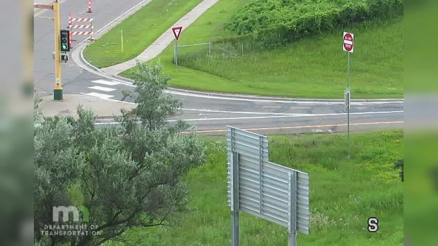 Traffic Cam Burnsville: I-35E: I-35E SB @ Co Rd