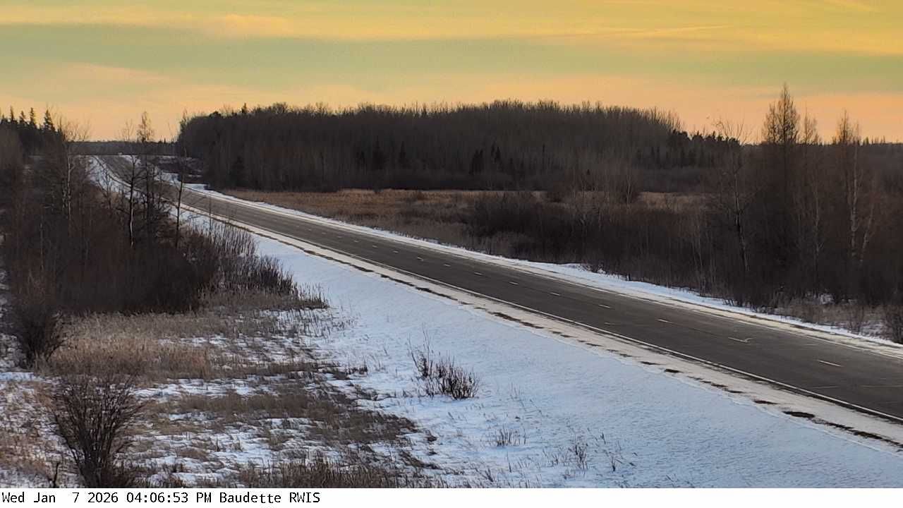 Traffic Cam Dawson Township: MN 72: T.H.72 (Baudette - MP 67.85): T.H.72 (Baudette - MP 67.85) View