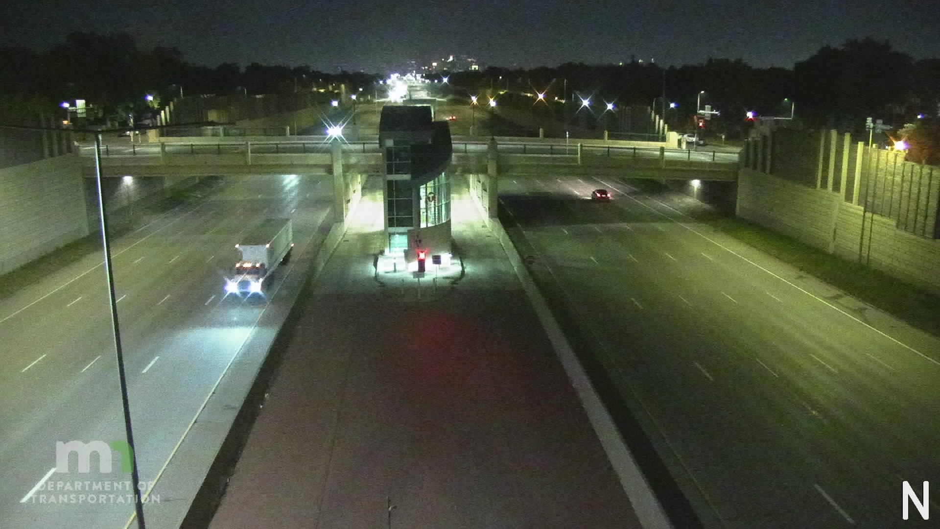 Traffic Cam Field: I-35W: I-35W N-S @ 46th St