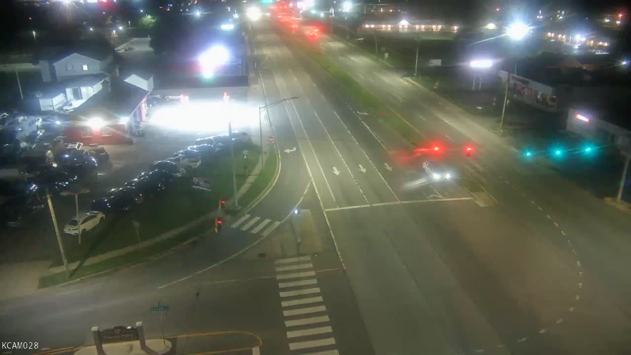 Traffic Cam Dover: US 13 @ TOWNSEND BLVD