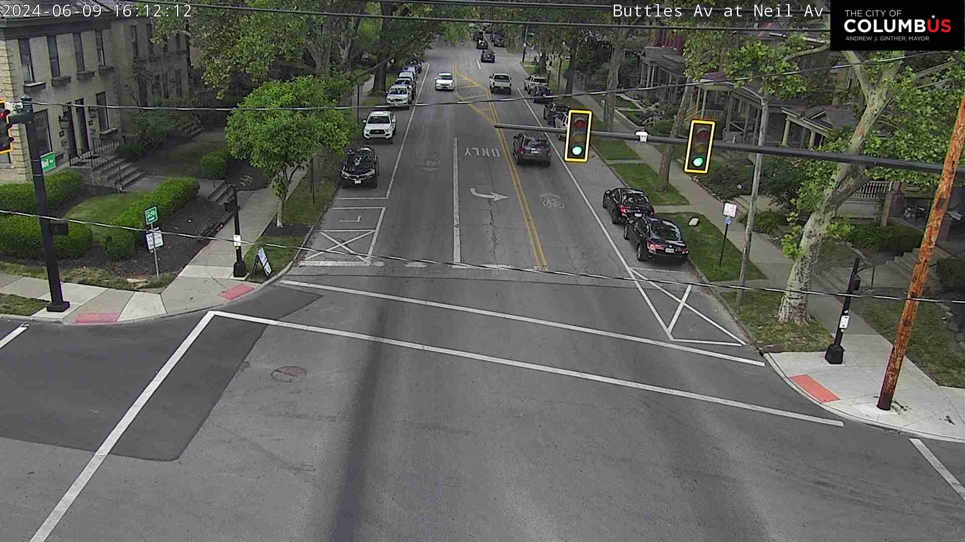 Traffic Cam Harrison West: City of Columbus) Neil Ave at Buttles Ave