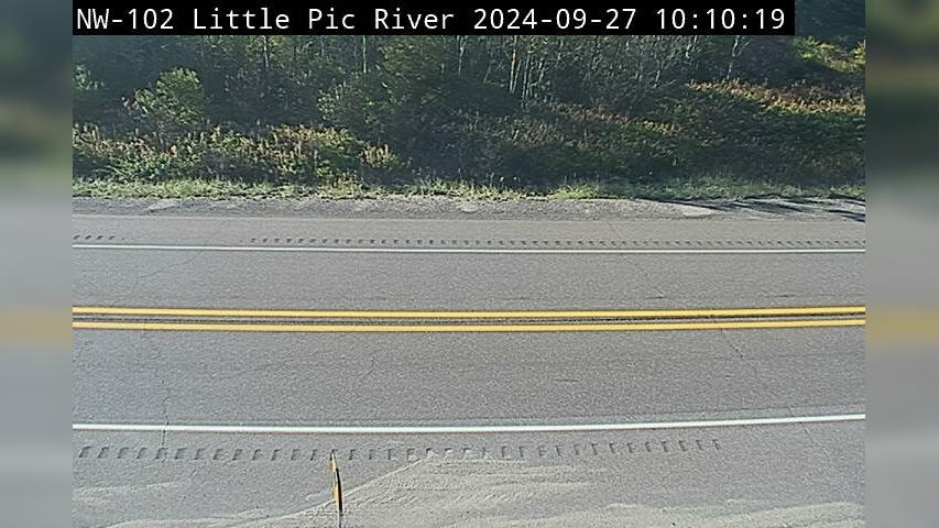 Traffic Cam Unorganized Thunder Bay District: Highway 17 near Neys Provincial Park