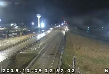Traffic Cam Upland: IN 22: 1-069-259-1-1 US 35/SR
