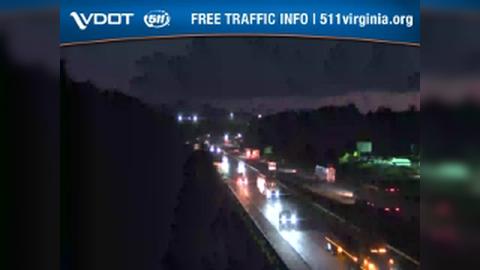 Traffic Cam Fort Chiswell: I-81 - MM 78.7 - NB