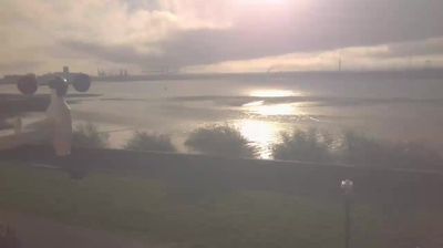 Grays Daytime Webcam Image