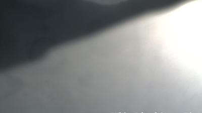 Tageslicht webcam ansicht von Ohope Beach: White Island, volcano crater rim