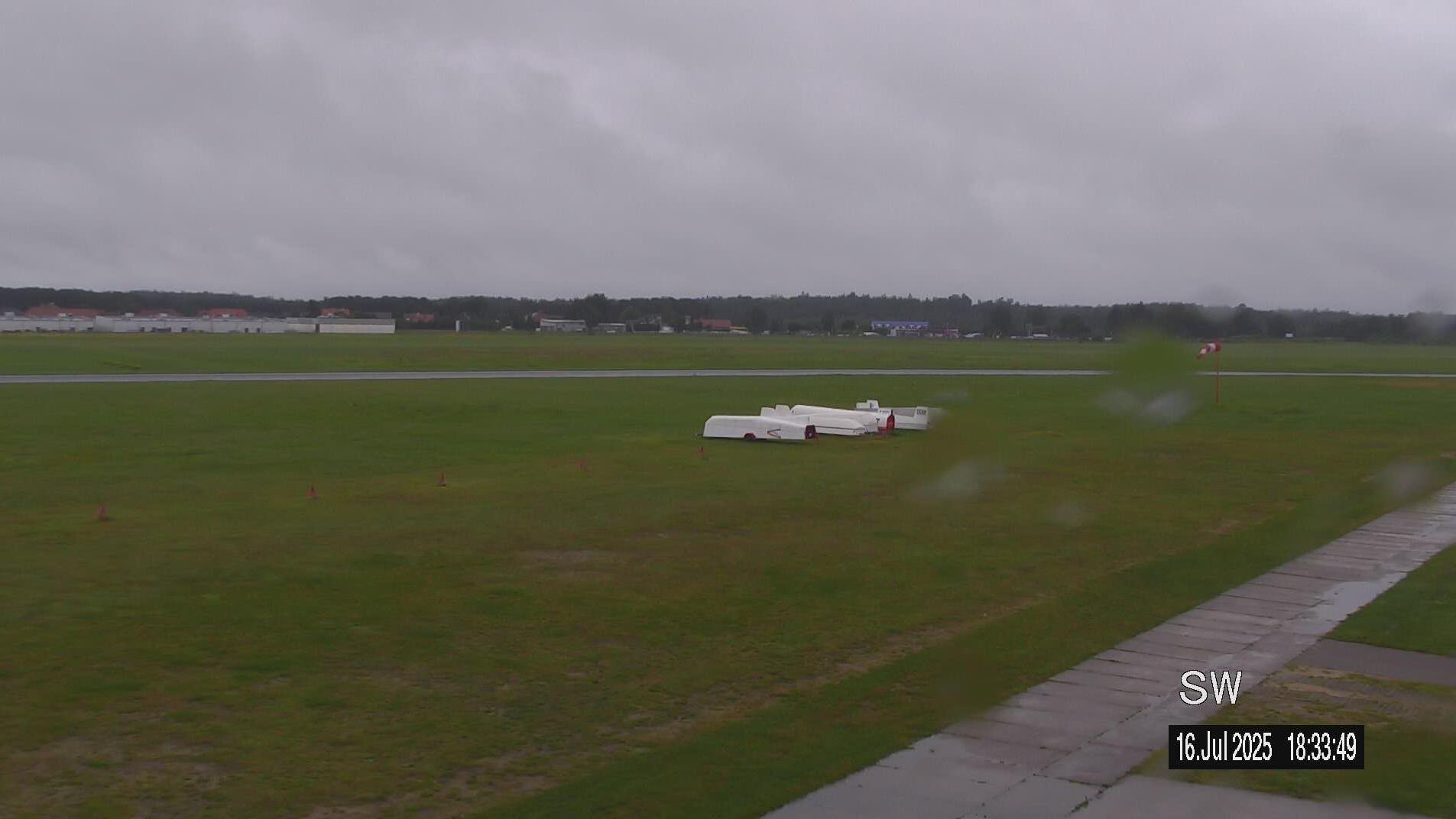 Dajtki Airport Landscape Webcam