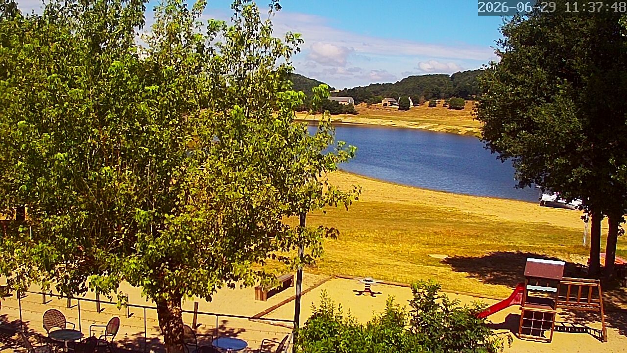 Traffic Cam Saint-Amans-des-Cots › West: Camping La Romiguière - Lac de Maury