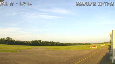Tiefenbach airport webcam