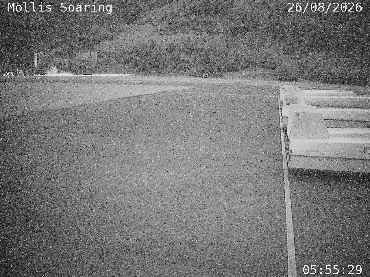 Mollis › Osten: Glider Club Glarnerland - Flugplatz Mollis