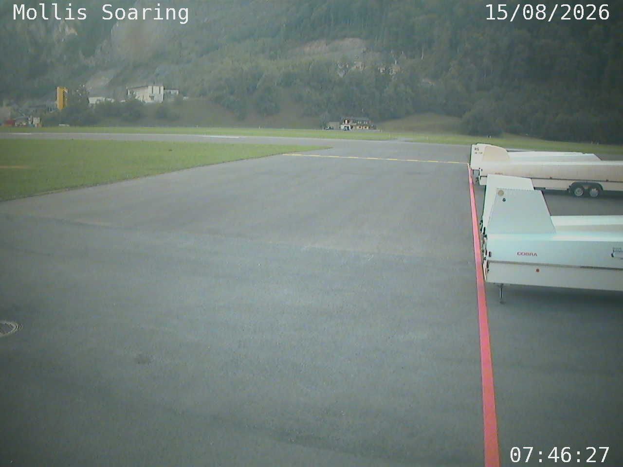 Mollis › Osten: Glider Club Glarnerland - Flugplatz Mollis