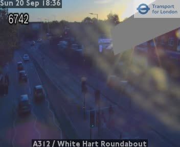 Traffic Cam London Borough of Harrow: A312 - White Hart R.bout