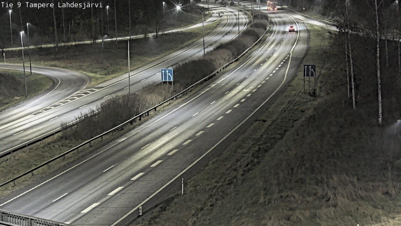 Traffic Cam Tampere: Tie - Lahdesjärvi - Jyväskylään