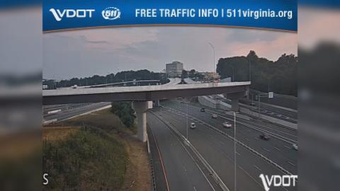 Traffic Cam Dunn Loring: I-495 - MM 49 - Median - I-495 north of I-66 near SB lanes