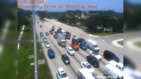 Traffic Cam Davie: University Drive at Stirling Road