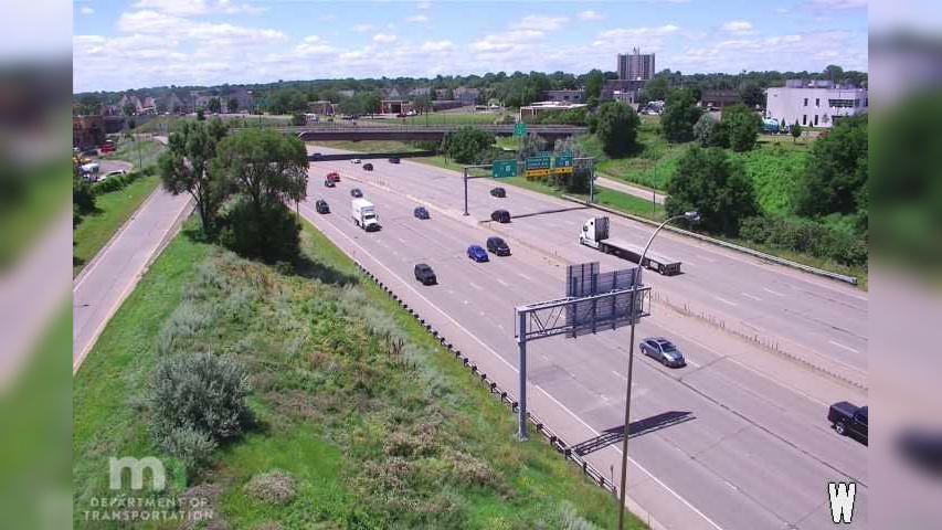 Traffic Cam Near North: I-94 WB @ Plymouth Ave