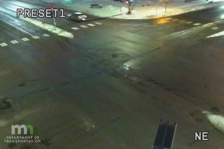 Traffic Cam Fridley: T.H.47 SB @ Mississippi St