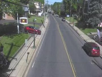 Traffic Cam North Wales: SUMNEYTOWN PIKE @ WALNUT ST