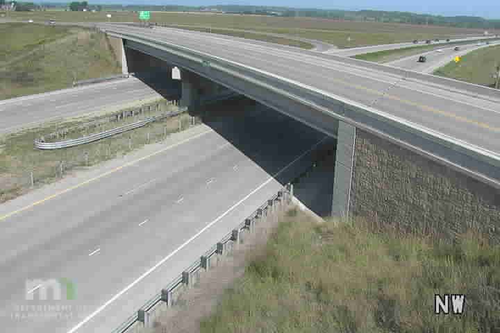 Traffic Cam Cannon Falls: US 52: T.H.52 NB @ Co Rd 86 (MP 100.7)