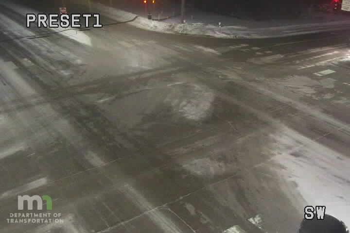 Traffic Cam Chaska: MN 41: T.H.41 NB @ Hundertmark Rd WB