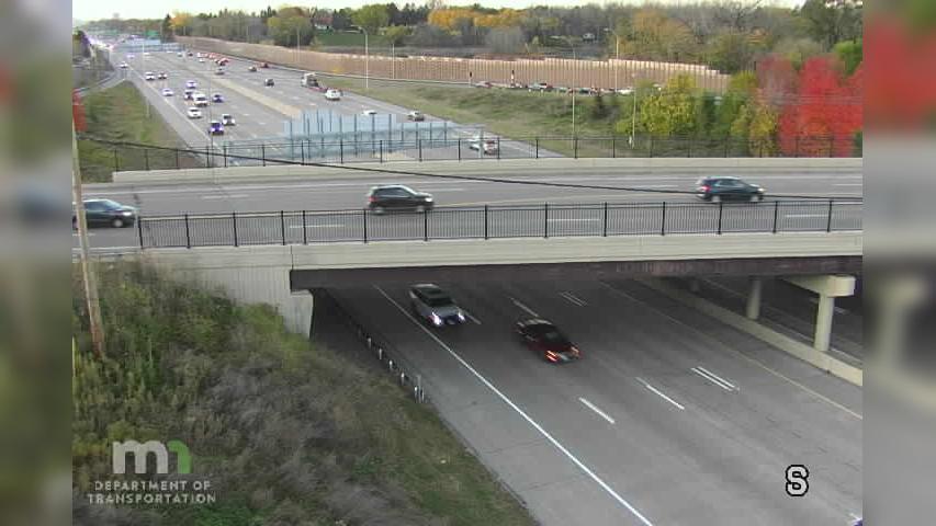 Traffic Cam Little Canada: I-35E: I-35E NB - Rd