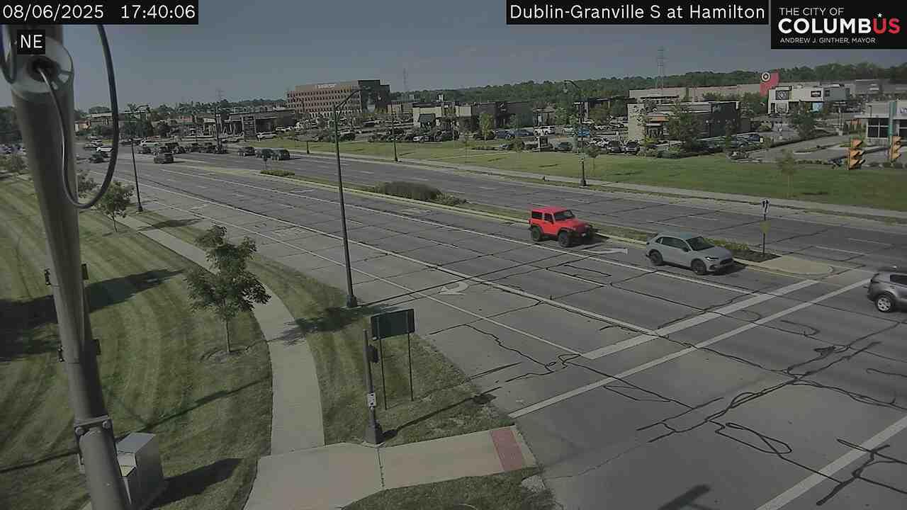 Traffic Cam New Albany: City of Columbus) Hamilton Rd at Old Dublin-Granville Rd