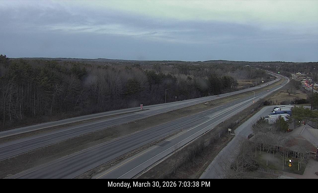 Traffic Cam Yarmouth: I-295 Mile 17 NB - PTZ