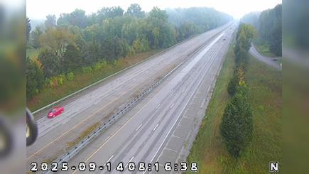 Traffic Cam Little Acre: I-65: 1-065-058-3-2 N OF SR