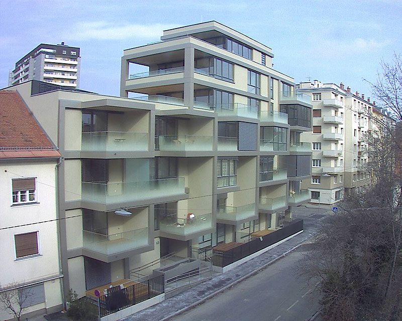 Traffic Cam Graz: Baustelle 'Muchargasse 18