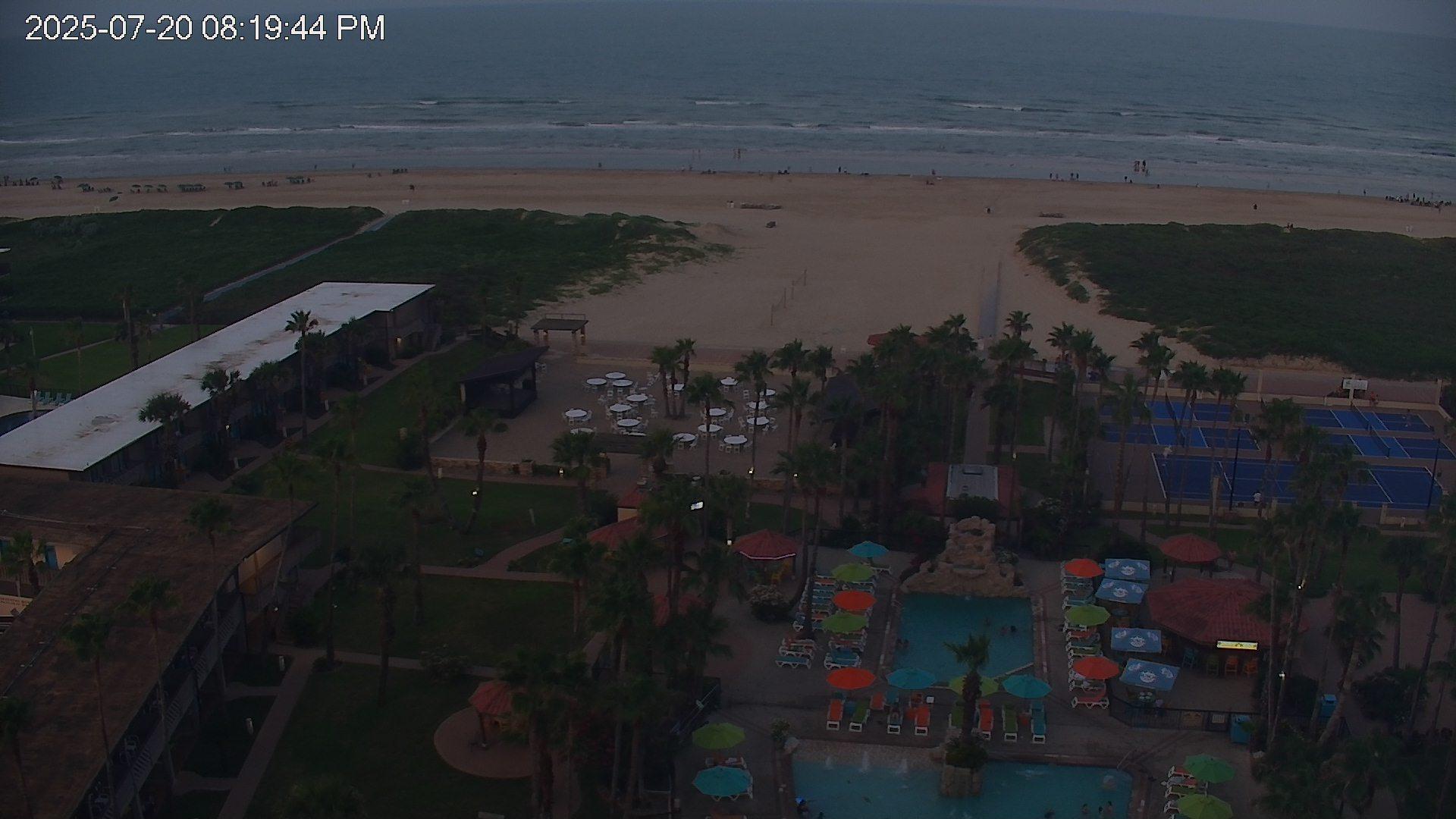 Traffic Cam Port Isabel: South Padre Island, Isla Grand Beach Resort (LiveHD)