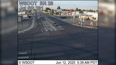 Quincy South Traffic and Landscape