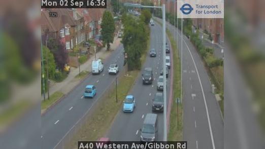 Traffic Cam Acton: A40 Western Ave/Gibbon Rd