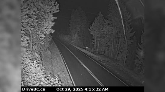 Traffic Cam Regional District of Central Kootenay › North: Hwy 3A near Sanca Creek, 1.6 km south of Sanca Creek Bridge, looking south