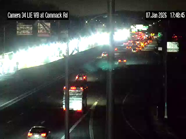 Traffic Cam ny › West: I-495 at Commack Road