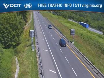 Traffic Cam Lambsburg: I-77 - MM 3.3 - SB