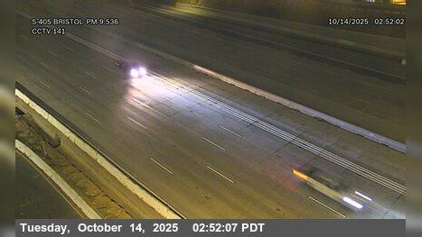 Traffic Cam Costa Mesa › South: I-405 : North of Bristol Street