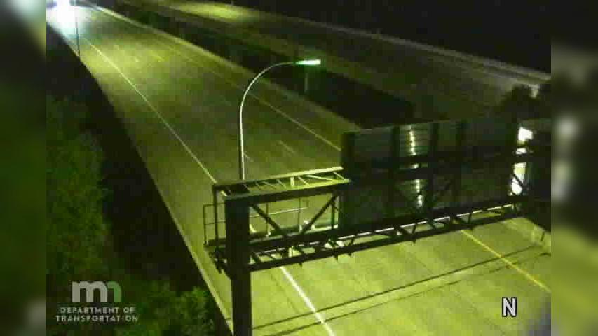 Traffic Cam Eagan: MN 77: T.H.77 SB - River