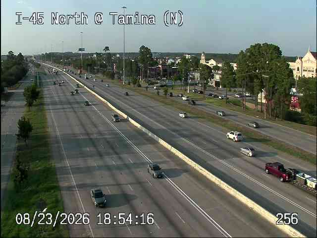 Traffic Cam Shenandoah › South: I-45 North @ Tamina (N)