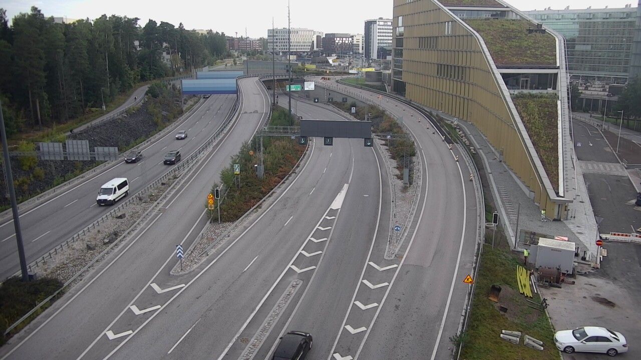 Traffic Cam Espoonlahden keskus: Tie 101 Espoo, Keilalahti