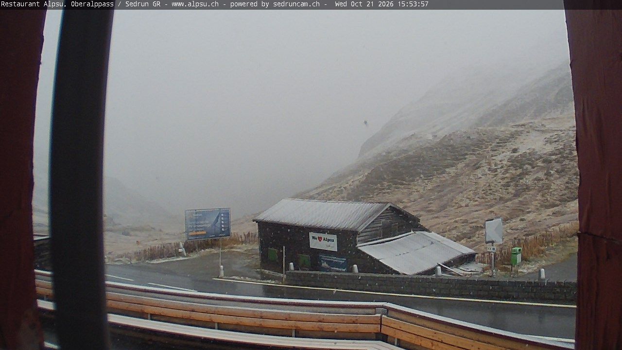 Tujetsch › Südosten: Leuchtturm Rheinquelle - Oberalp Pass