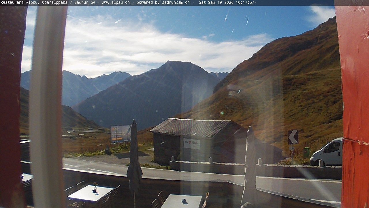 Tujetsch › Südosten: Leuchtturm Rheinquelle - Oberalp Pass