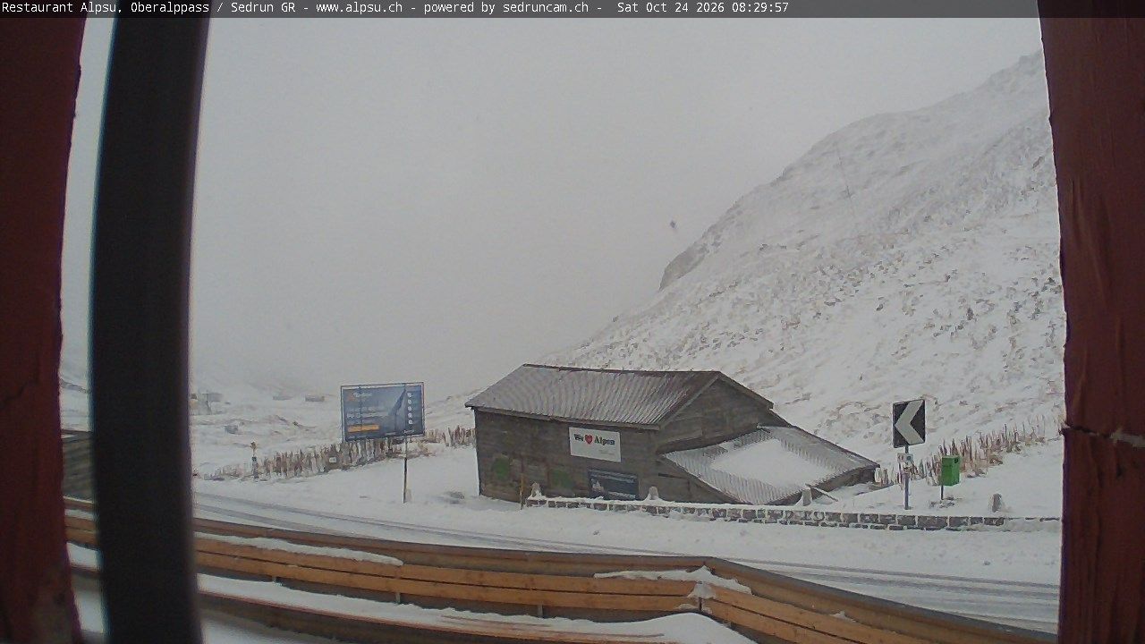 Tujetsch › Südosten: Leuchtturm Rheinquelle - Oberalp Pass