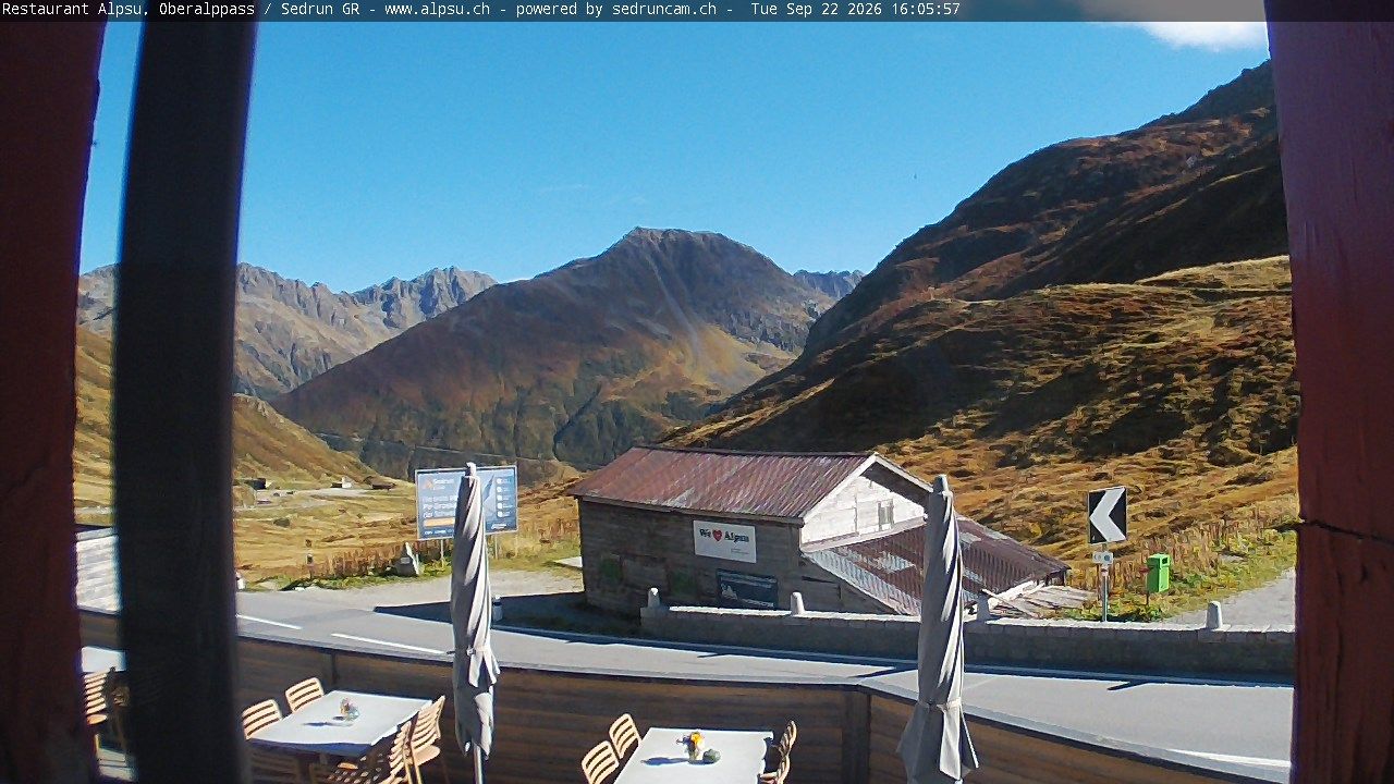 Tujetsch › Südosten: Leuchtturm Rheinquelle - Oberalp Pass